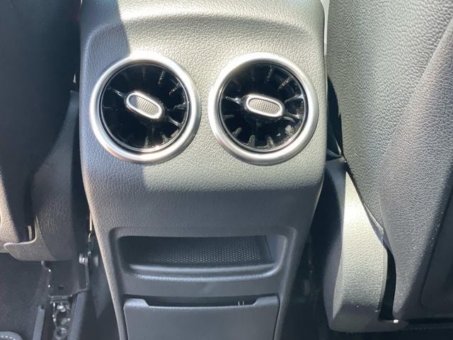 2025 Mercedes-Benz GLB GLB 250
