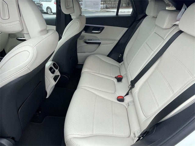 2025 Mercedes-Benz GLC GLC 300