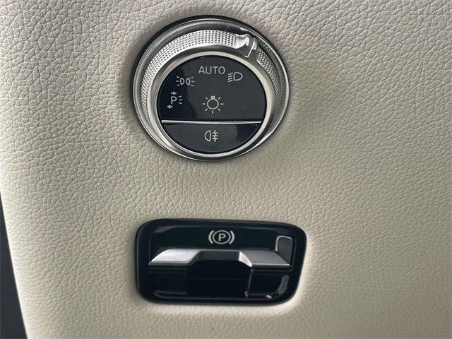 2025 Mercedes-Benz GLC GLC 300