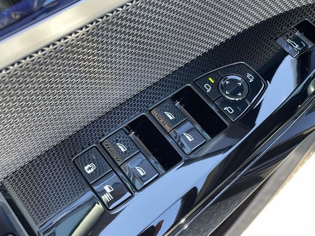 2023 BMW 7 Series 760i xDrive