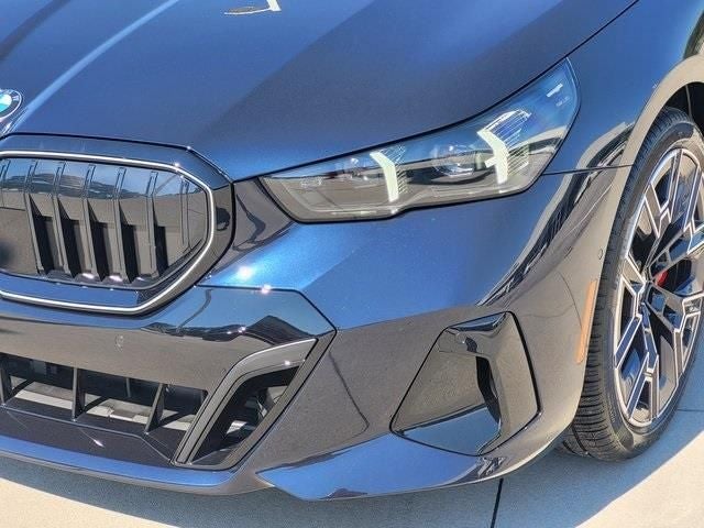 2026 BMW 5 Series 530i