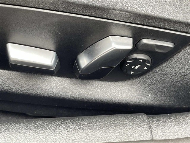 2023 BMW 5 Series 530i