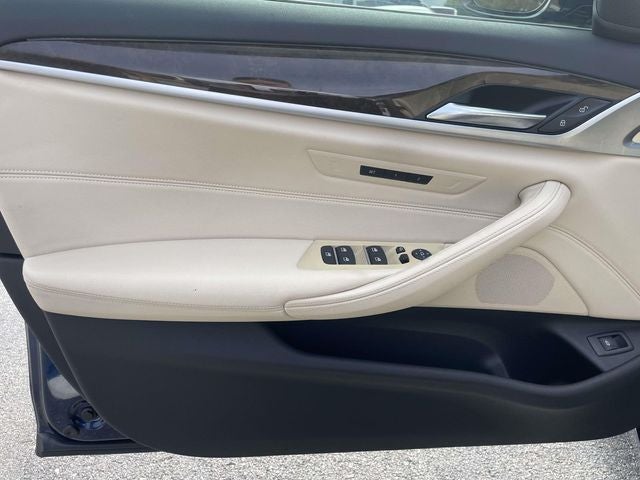 2019 BMW 5 Series 530i