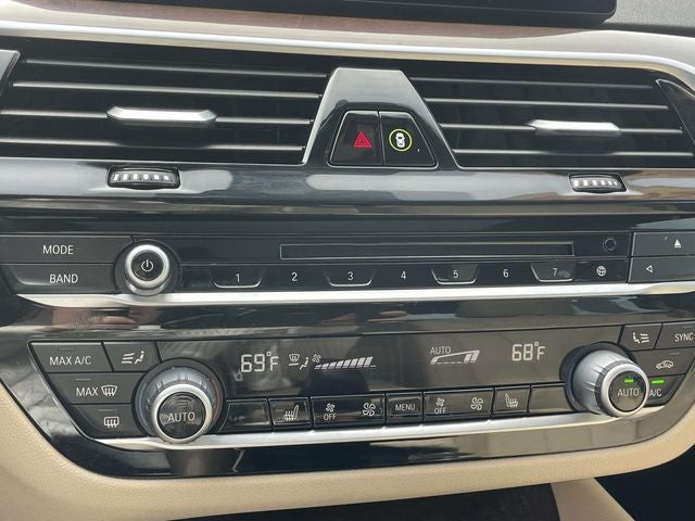 2019 BMW 5 Series 530i