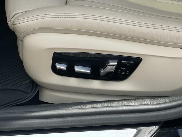 2019 BMW 5 Series 530i