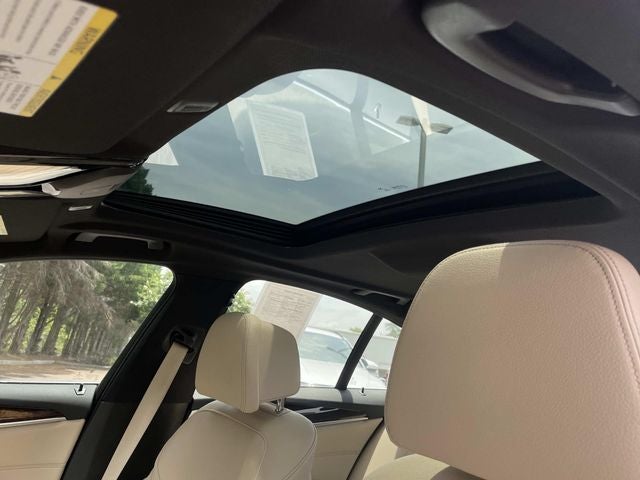 2019 BMW 5 Series 530i