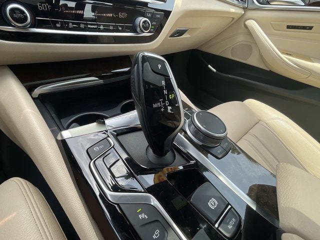 2019 BMW 5 Series 530i