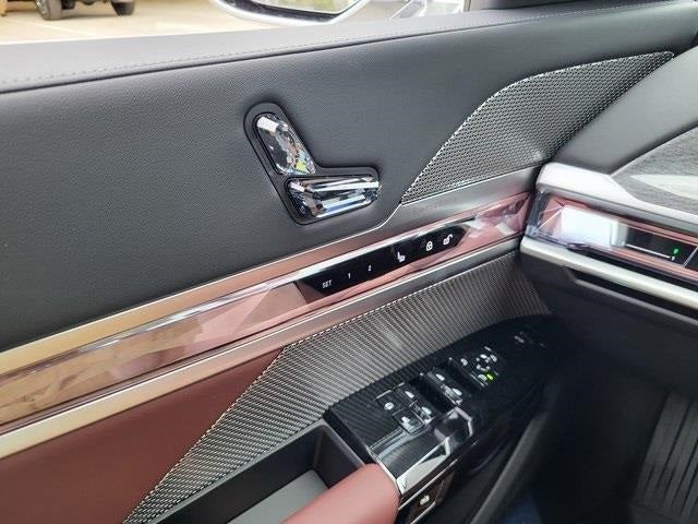 2025 BMW i7 eDrive50