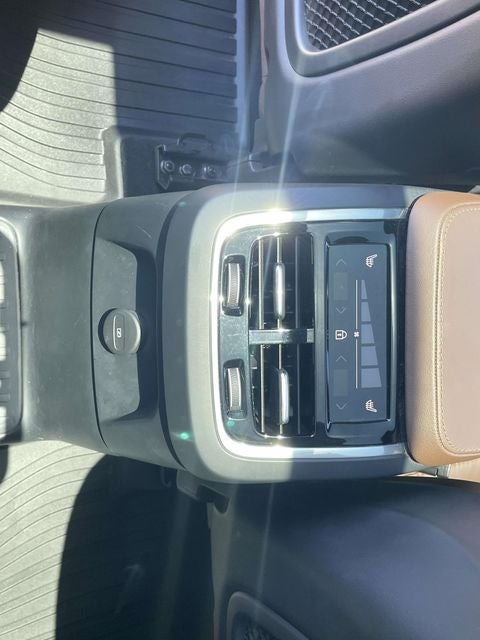 2024 Volvo XC90 Recharge Plug-In Hybrid Ultimate