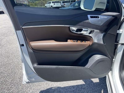 2024 Volvo XC90 Recharge Plug-In Hybrid Ultimate