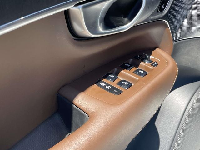2024 Volvo XC90 Recharge Plug-In Hybrid Ultimate