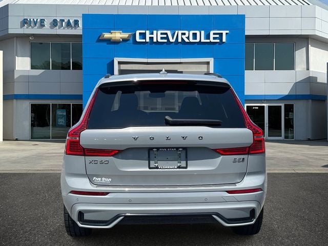 2024 Volvo XC60 B5 Plus Dark Theme