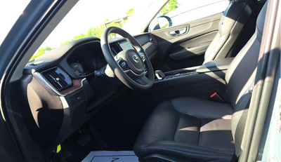 2024 Volvo XC60 B5 Plus Dark Theme