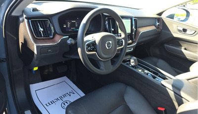 2024 Volvo XC60 B5 Plus Dark Theme