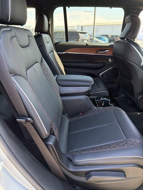 2024 Jeep Grand Cherokee L Summit