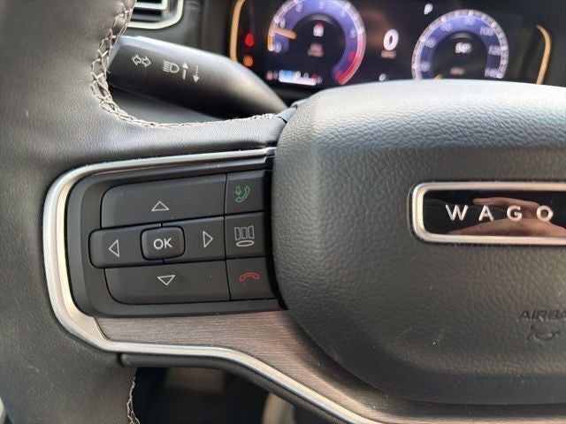 2025 Jeep Wagoneer Base