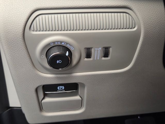 2025 Jeep Wagoneer Base