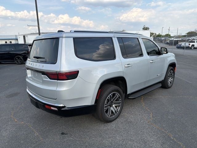 2025 Jeep Wagoneer Base