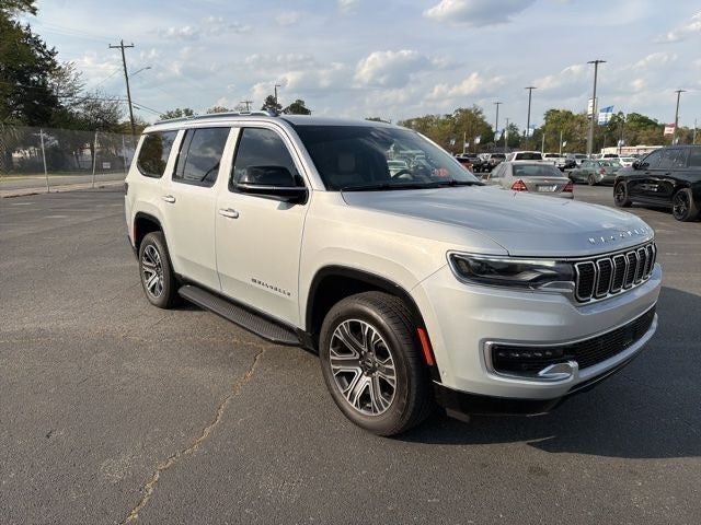 2025 Jeep Wagoneer Base