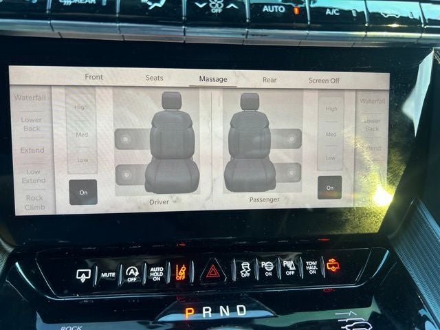 2023 Jeep Grand Wagoneer Series III