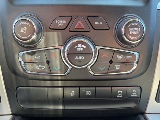 2019 RAM 1500 Classic Lone Star Crew Cab