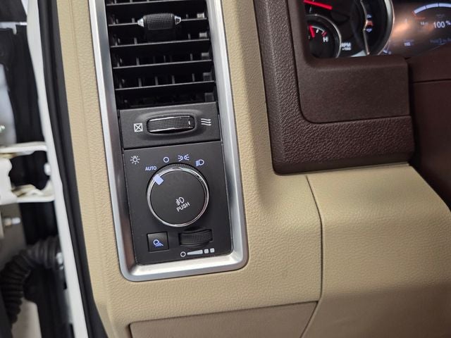 2016 RAM 1500 Big Horn Crew Cab 4WD