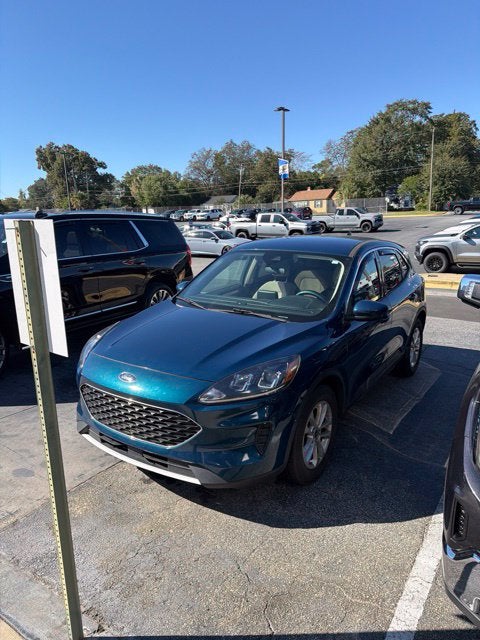 2020 Ford Escape SE