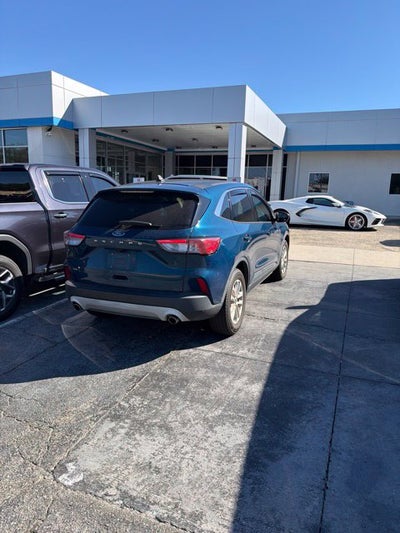 2020 Ford Escape SE