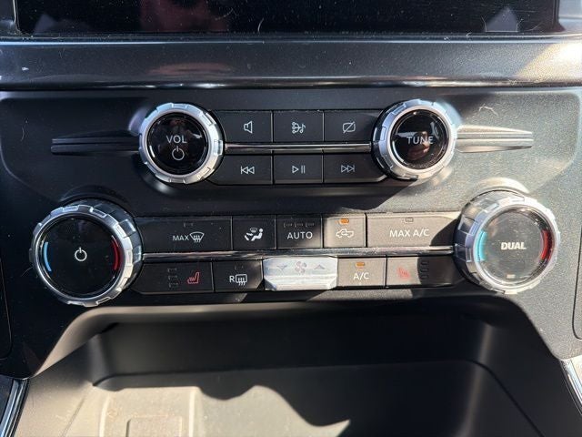 2023 Ford F-150 XLT Crew Cab