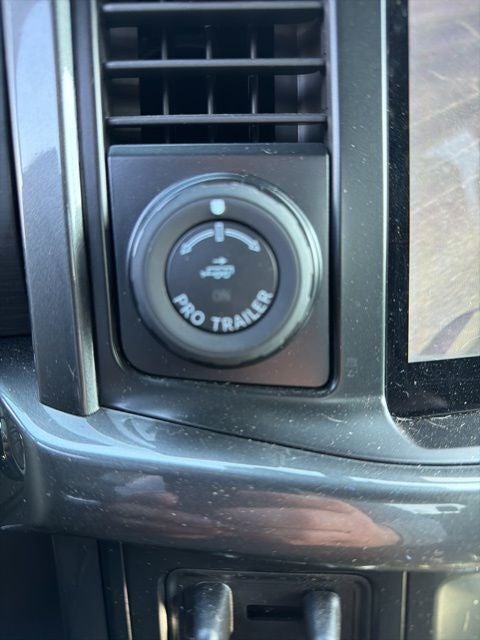 2023 Ford F-150 XLT Crew Cab