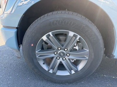 2023 Ford F-150 XLT Crew Cab