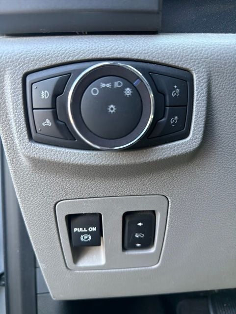 2019 Ford F-150 XLT Crew Cab