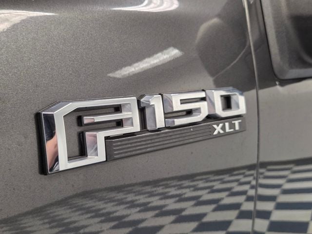 2015 Ford F-150 XLT Crew Cab