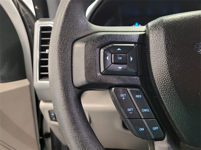 2017 Ford F-150 XLT CREW CAB