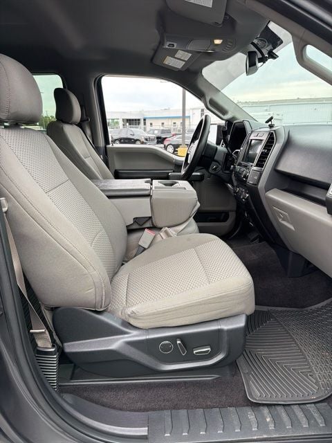 2016 Ford F-150 XLT Crew Cab