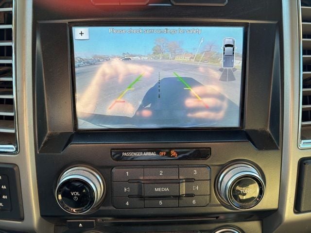 2016 Ford F-150 Lariat Crew Cab FX4 4WD