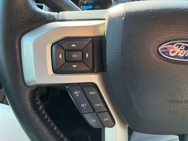 2016 Ford F-150 Lariat Crew Cab FX4 4WD