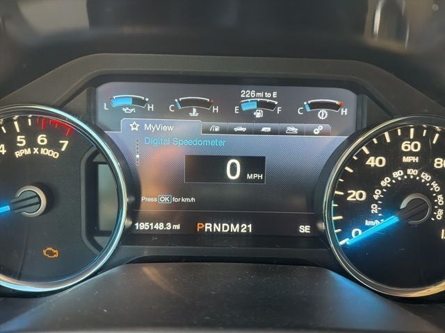 2016 Ford F-150 Lariat Crew Cab FX4 4WD