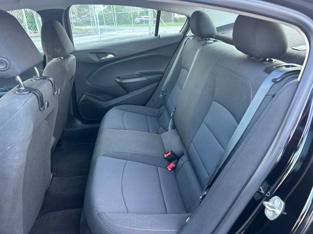 2018 Chevrolet Cruze LS