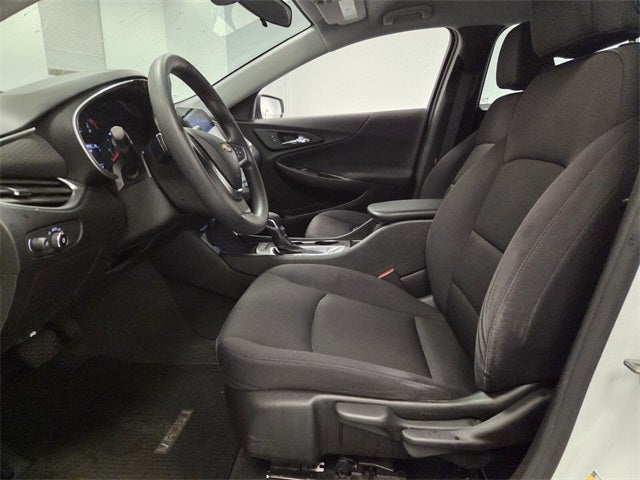 2022 Chevrolet Malibu LS