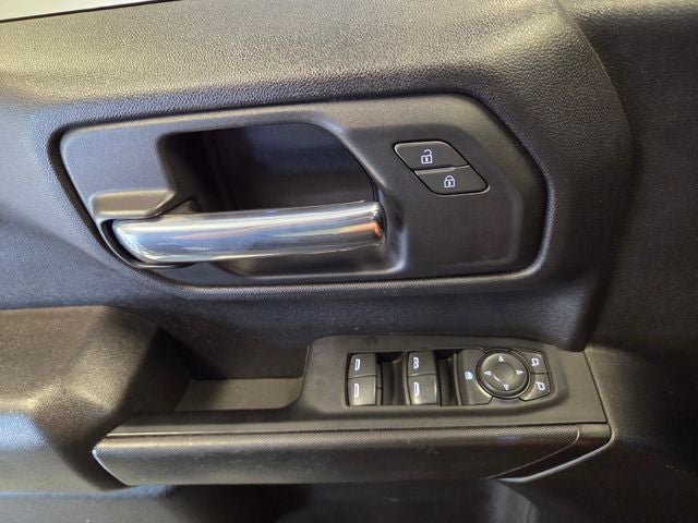 2022 Chevrolet Silverado 1500 LTD Custom Crew Cab 4WD