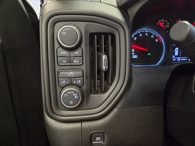 2022 Chevrolet Silverado 1500 LTD Custom Crew Cab 4WD