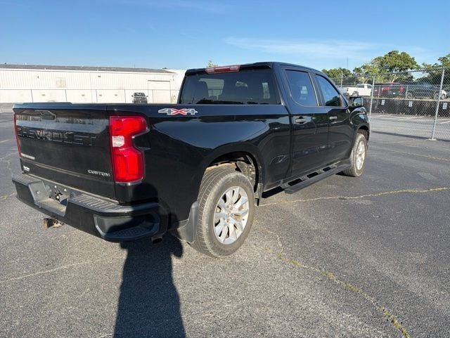 2022 Chevrolet Silverado 1500 LTD Custom Crew Cab 4WD