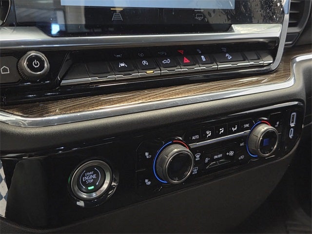 2023 Chevrolet Silverado 1500 RST Crew Cab 4WD