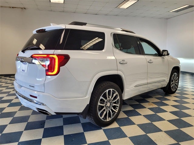 2020 GMC Acadia Denali