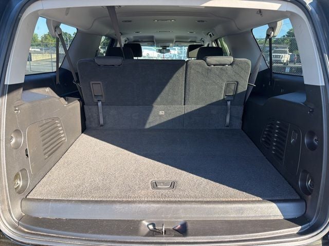 2018 Chevrolet Suburban LS