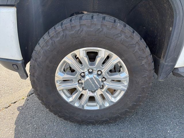 2020 GMC Sierra 2500HD Denali Crew Cab 4WD