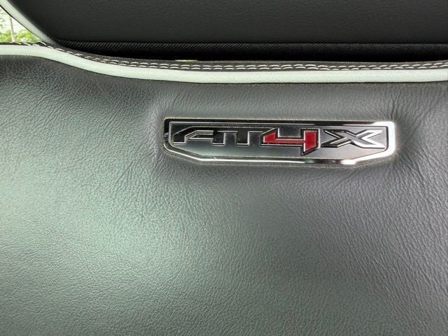 2024 GMC Sierra 2500HD AT4X Crew Cab 4WD