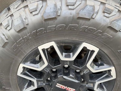 2024 GMC Sierra 2500HD AT4X Crew Cab 4WD