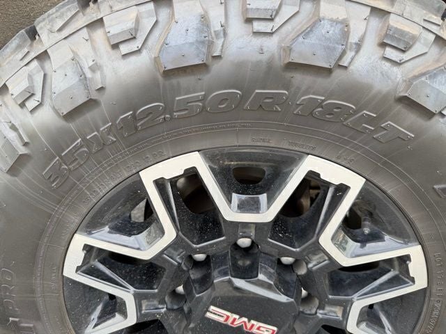 2024 GMC Sierra 2500HD AT4X Crew Cab 4WD